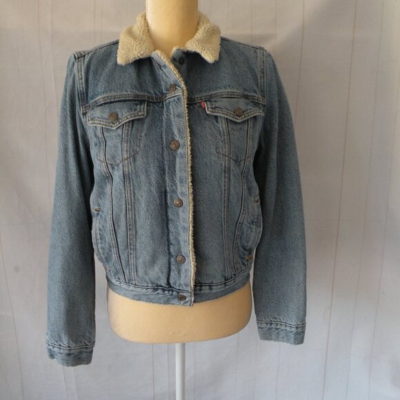 Levis Strauss & Co. women’s Jean Jacket size Medium With Sherpa Fleece Lining - Picture 11 of 16